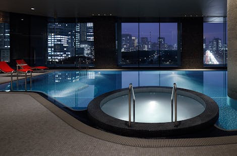 屋内プール