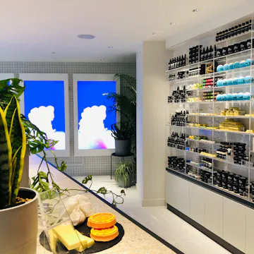 LUSH SPA 新宿店
